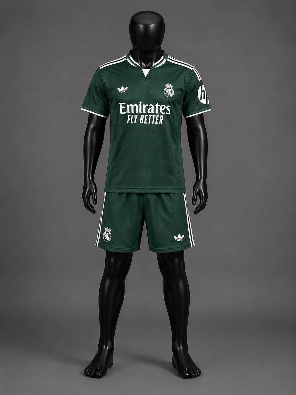 Uniforme infantil Real Madrid tercer uniforme temporada 2026 | calidad G5 premium